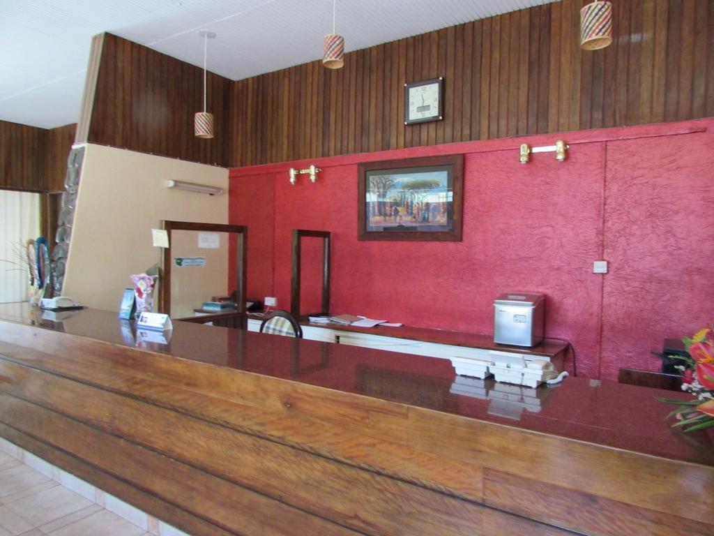 Equator Hotel Αρούσα Εξωτερικό φωτογραφία